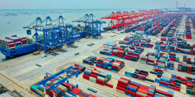 2023年北部湾港集装箱吞吐量802.2万标箱，，，，，连续7年两位数增长