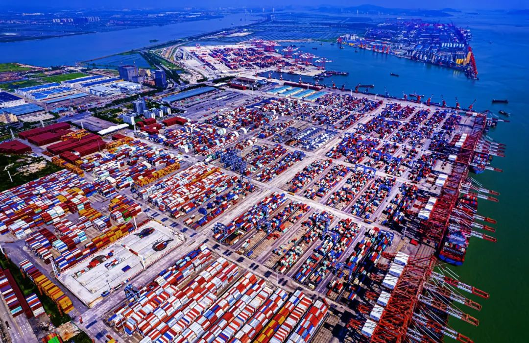 集装箱海运航运业走向正；；；；；；；牡缆菲獒黄